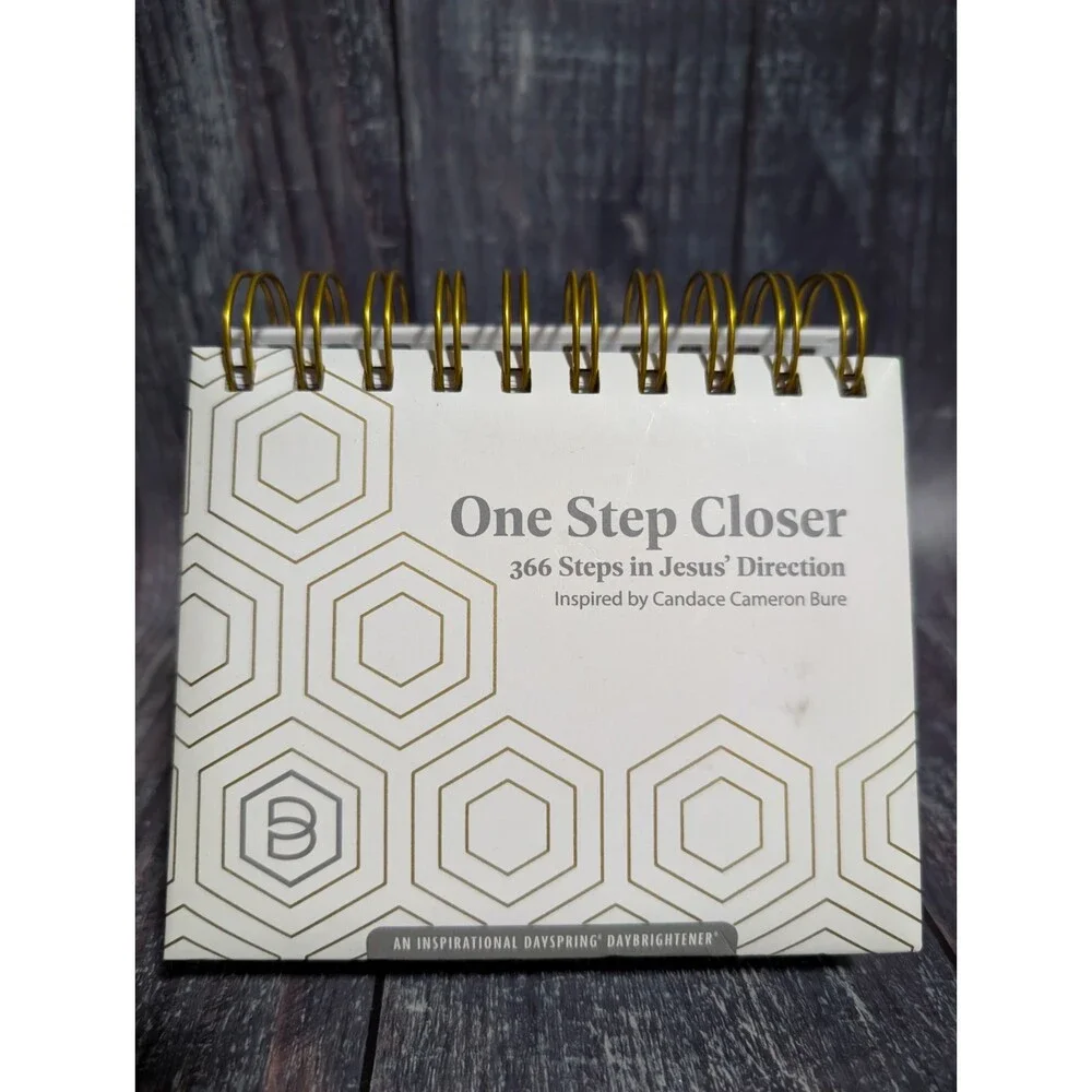 One Step Closer 366 Steps In Jesus Direction Inspirational Daily Calendar Spiral